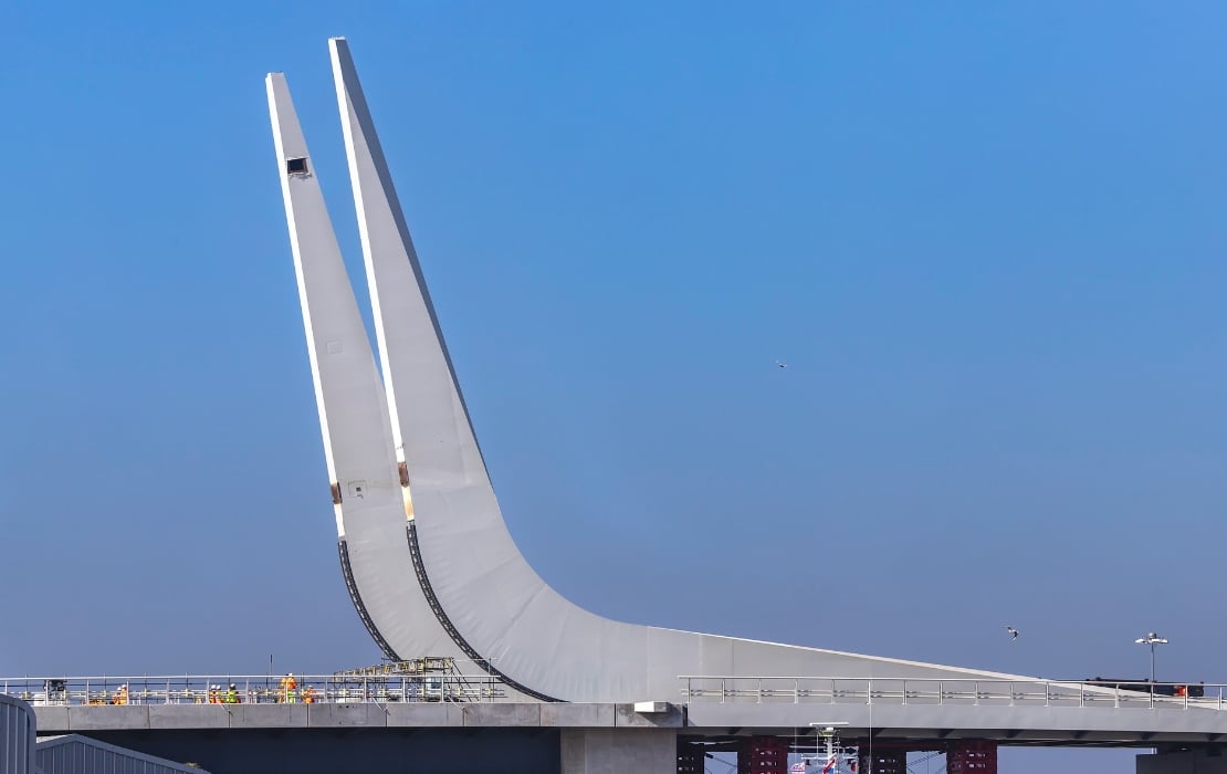 close up view of the bridge