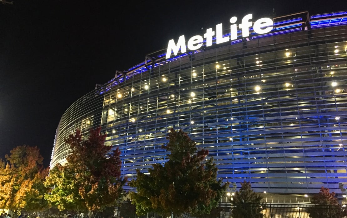 metlife at night