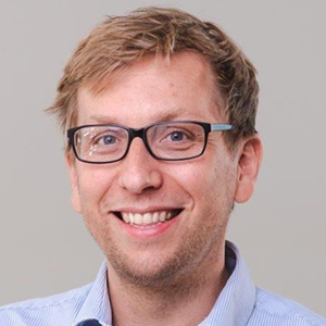 Dr Peter Winslow