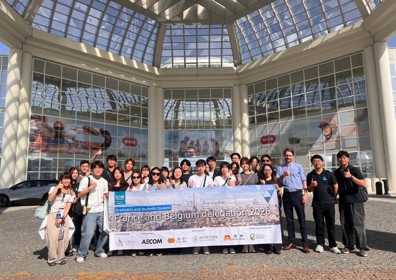 Delegates visit Challenger, the Bouygues Construction headquarters. Image credit: ICE HKA G&amp;S