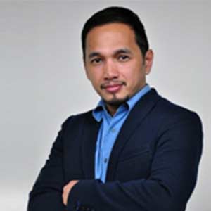 Dennis Sangalang