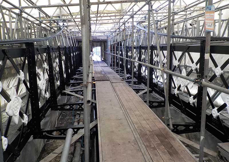 Top coat of Ferry Bridge